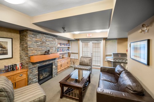 115-20750 Duncan Way, Langley, BC 