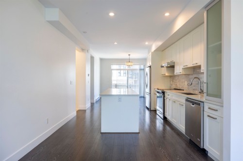 11-9989 Barnston Drive E, Surrey, BC 