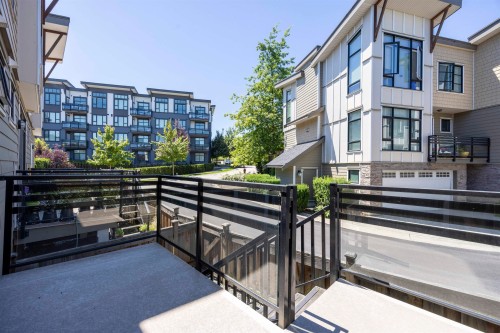 11-9989 Barnston Drive E, Surrey, BC 