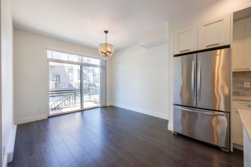11-9989 Barnston Drive E, Surrey, BC 