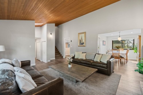 15032 Spenser Drive, Surrey, BC 