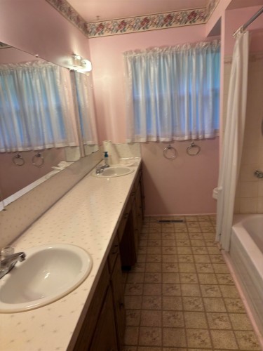 12995 110 Avenue, Surrey, BC 