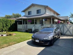 12460 113 Avenue  Surrey, BC V3V 3L9