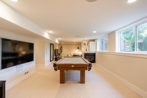 15585 37 Avenue, Surrey, BC 