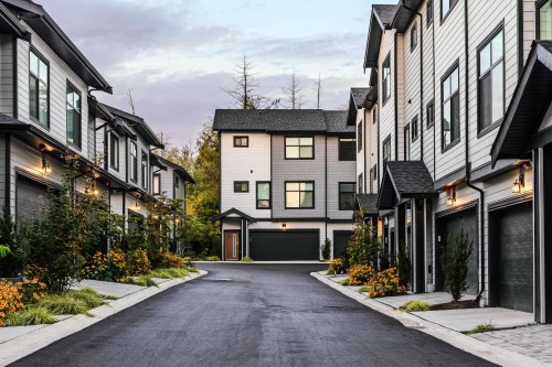 26-20645 68 Avenue, Langley, BC 