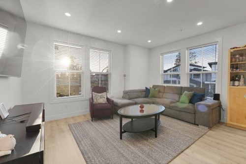 1-20680 76B Avenue, Langley, BC 