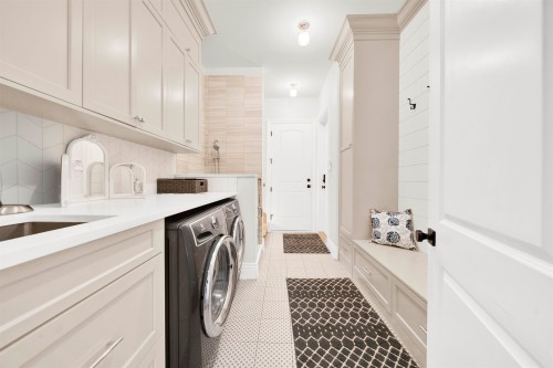 20208 42 Avenue, Langley, BC 