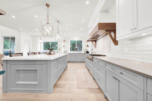 20208 42 Avenue, Langley, BC 