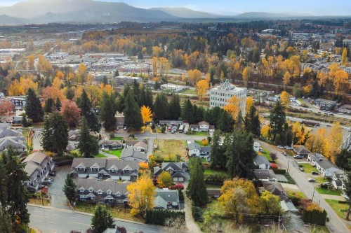 34099 Fraser Street, Abbotsford, BC 