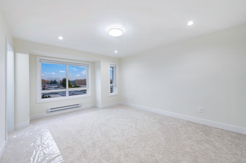 11-8181 135A Street, Surrey, BC 