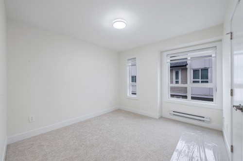 11-8181 135A Street, Surrey, BC 