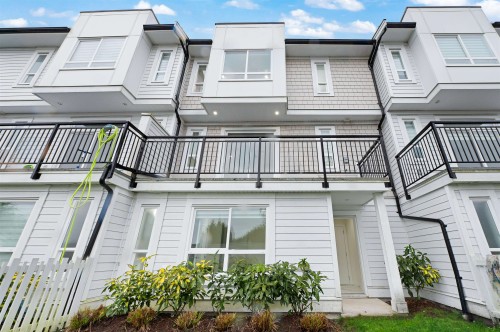 11-8181 135A Street, Surrey, BC 