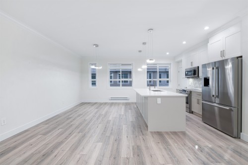 11-8181 135A Street, Surrey, BC 