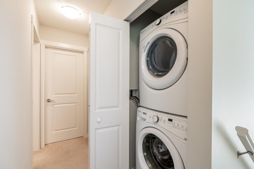 17-14462 61A Avenue, Surrey, BC 