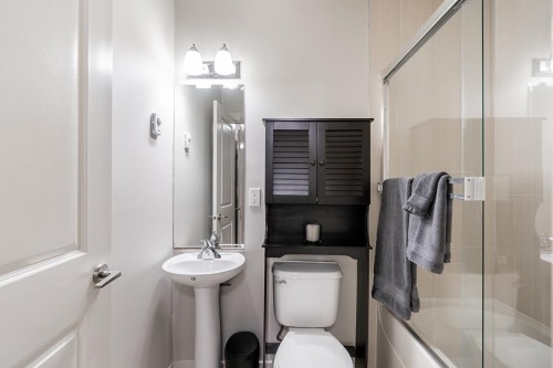 17-14462 61A Avenue, Surrey, BC 