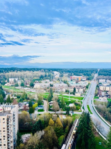 29F-13725 George Junction, Surrey, BC 