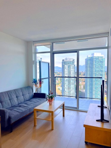 29F-13725 George Junction, Surrey, BC 