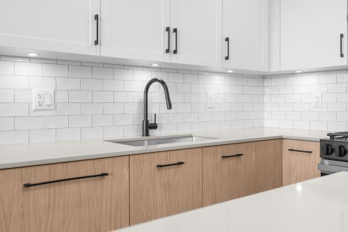 B606-27215 Aldergrove Town Centre Drive, Langley, BC 