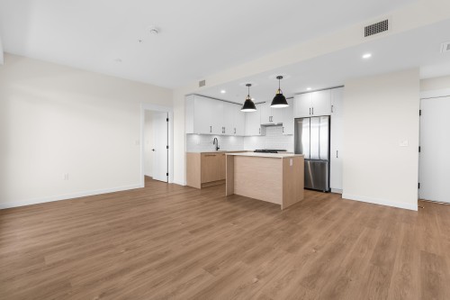 B606-27215 Aldergrove Town Centre Drive, Langley, BC 