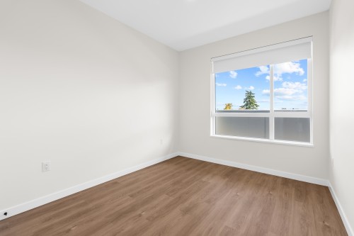 B606-27215 Aldergrove Town Centre Drive, Langley, BC 