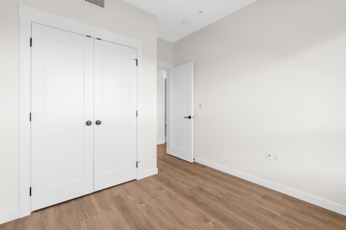 B606-27215 Aldergrove Town Centre Drive, Langley, BC 