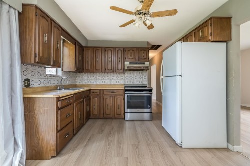 10331 155A Street, Surrey, BC 