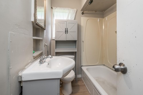 10331 155A Street, Surrey, BC 