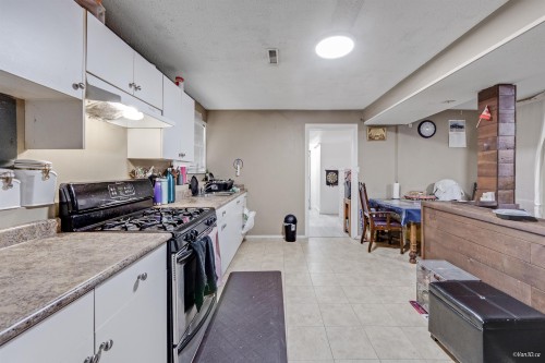 5009 208 Street, Langley, BC 