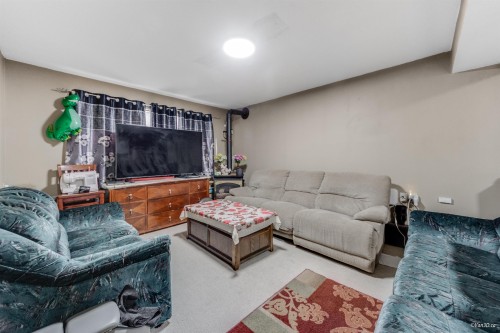 5009 208 Street, Langley, BC 