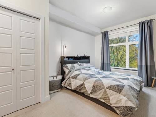 206-20062 Fraser Highway, Langley, BC 