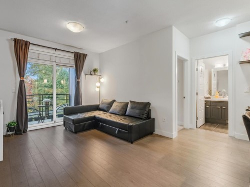 206-20062 Fraser Highway, Langley, BC 