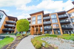 213-14855 Thrift Avenue  White Rock, BC V4B 2J6