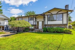 8646 115a Street  Delta, BC V4C 5R9