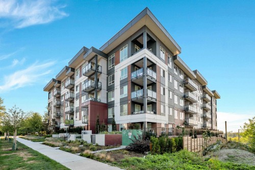 615-8117 200a Street  Langley, BC V2Y 3W9