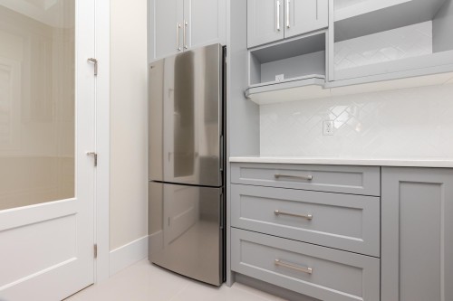 15672 82A Avenue, Surrey, BC 