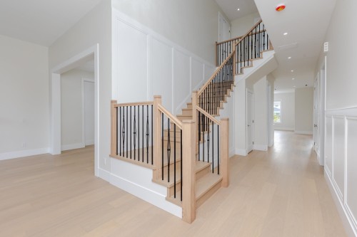 15672 82A Avenue, Surrey, BC 