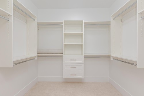 15672 82A Avenue, Surrey, BC 