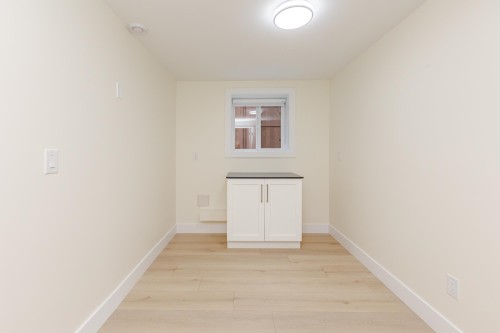 15672 82A Avenue, Surrey, BC 