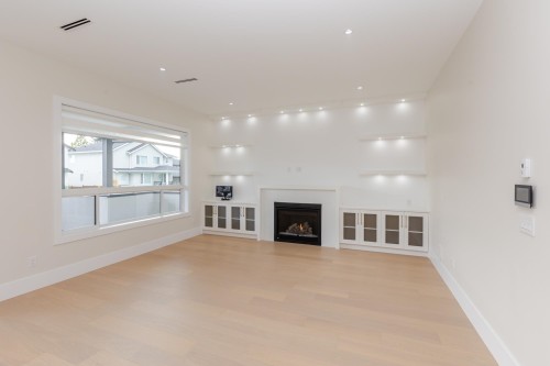 15672 82A Avenue, Surrey, BC 