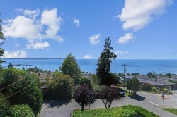 14815 Hardie Avenue  White Rock, BC V4B 2H6