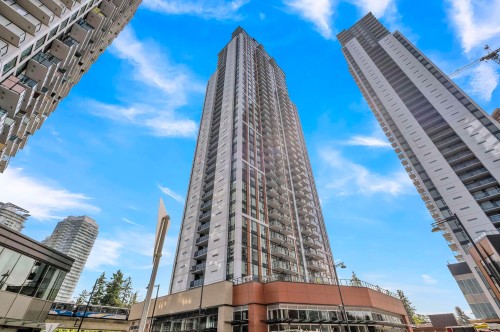 512-13725 George Junction  Surrey, BC V3T 4Y3