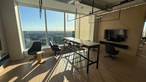 512-13725 George Junction, Surrey, BC 