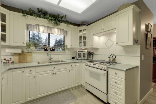 15-10880 152 Street, Surrey, BC 