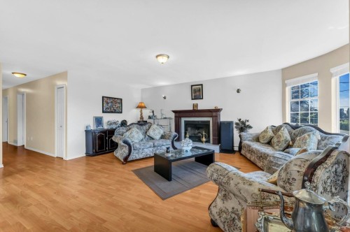 11942 99 Avenue, Surrey, BC 