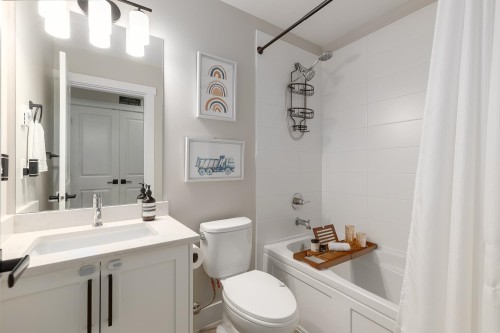 70-16433 19 Avenue, Surrey, BC 