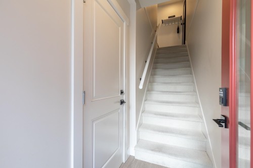 70-16433 19 Avenue, Surrey, BC 