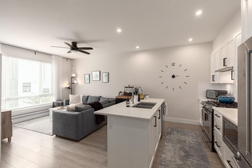 70-16433 19 Avenue, Surrey, BC 