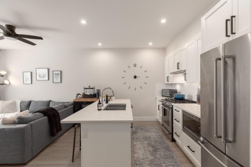 70-16433 19 Avenue, Surrey, BC 