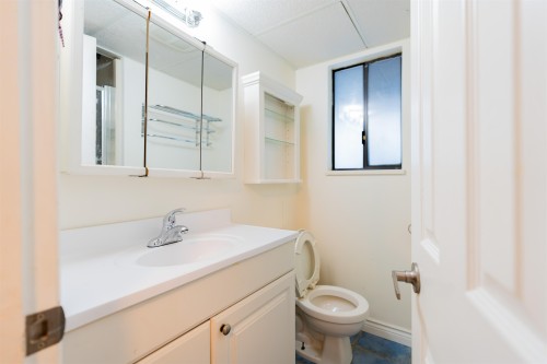 2337 Wakefield Drive, Langley, BC 