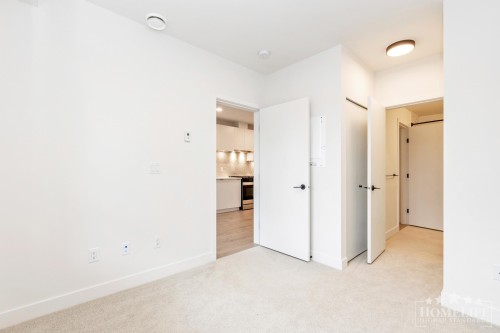 208-13258 105 Avenue, Surrey, BC 